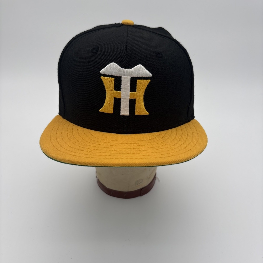 Hanshin Tigers Japan New Era 59Fifty hat 7 1/4 fitted